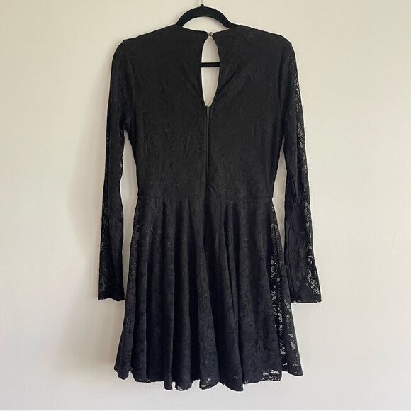 Rewind Floral Lace Black Long Sleeve Dress Women’s Size Medium - Picture 2 of 10
